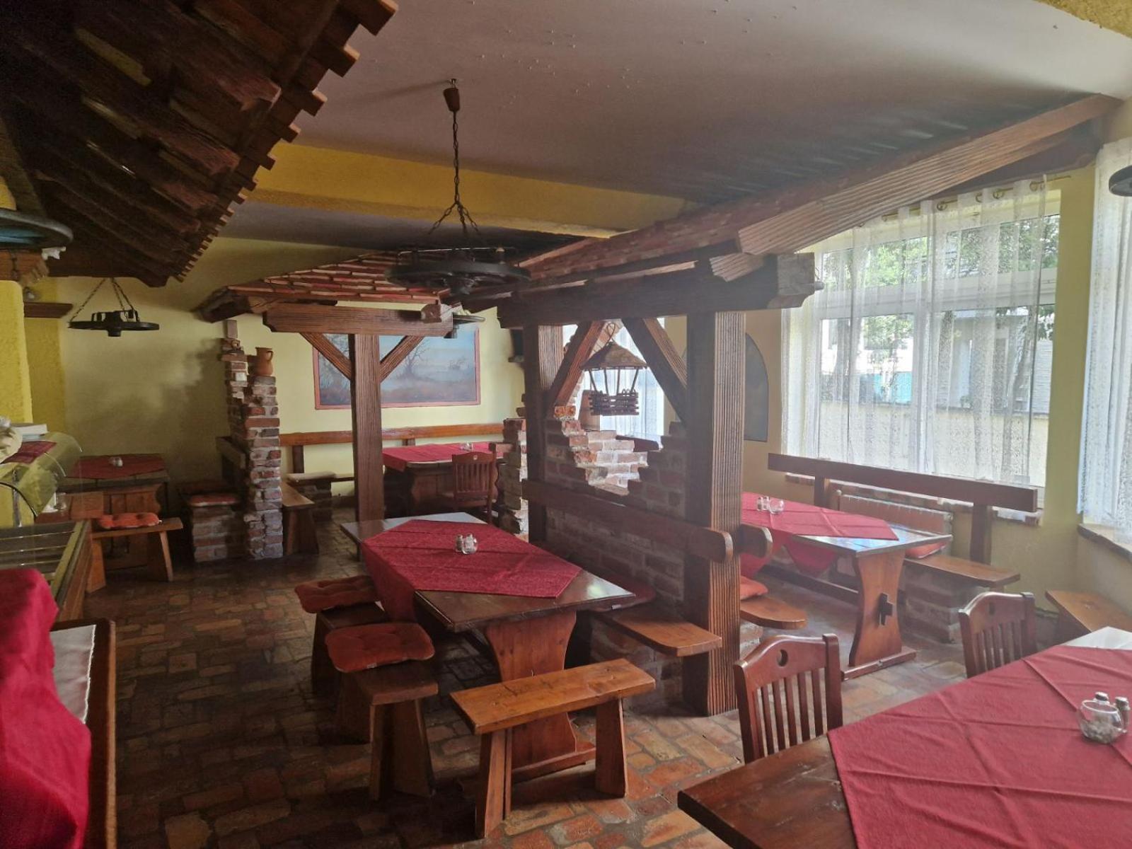 Biergarten Медулин Екстер'єр фото