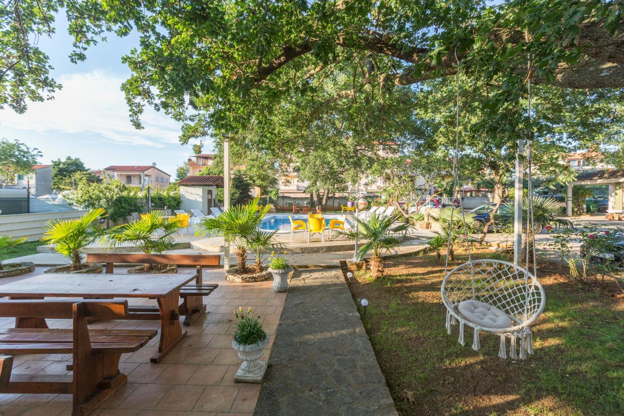 Biergarten Медулин Екстер'єр фото