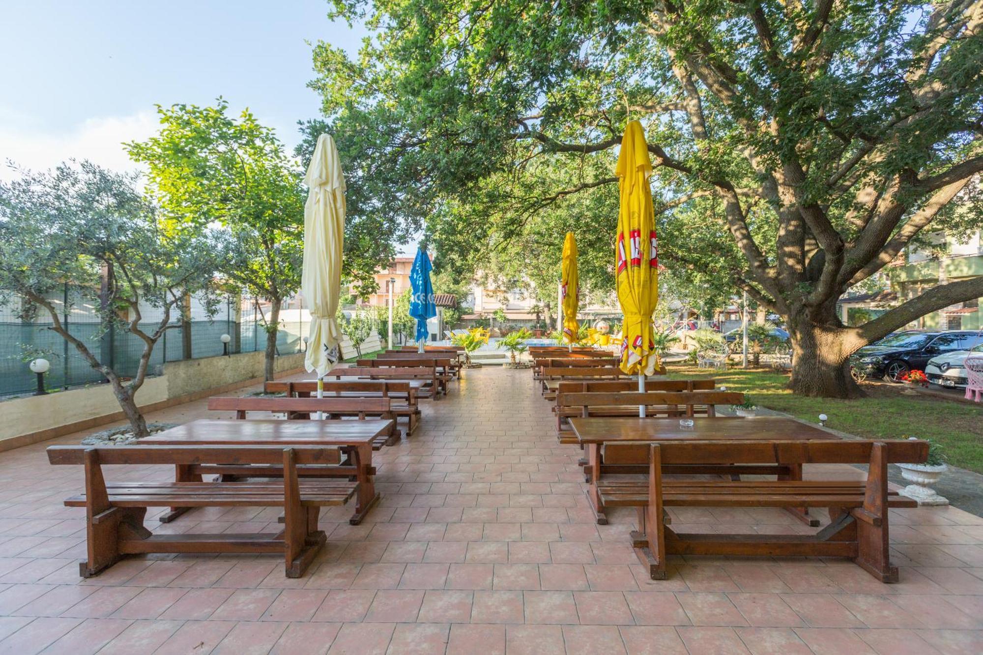 Biergarten Медулин Екстер'єр фото
